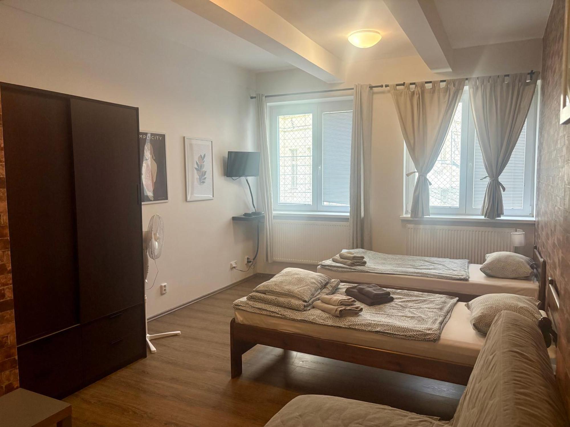 Zizkov Cosy Studio Apartments Praga Esterno foto