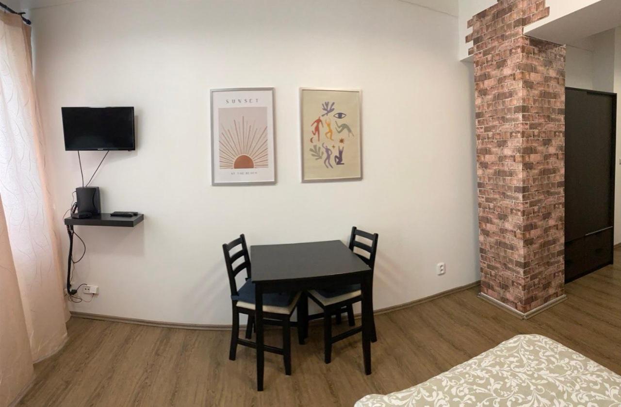 Zizkov Cosy Studio Apartments Praga Esterno foto
